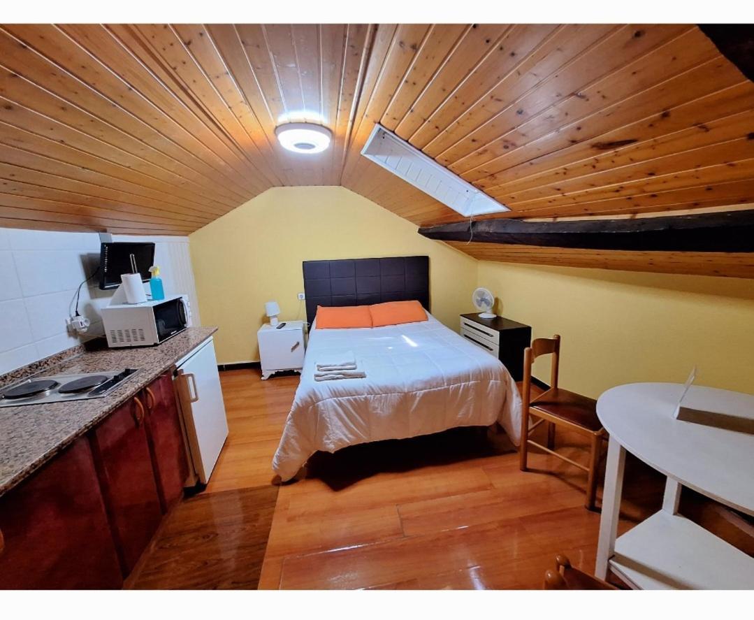 Apartahotel Portal De Leon Caboalles de Abajo Zewnętrze zdjęcie
