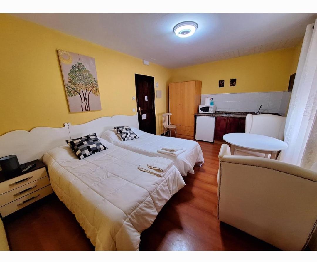 Apartahotel Portal De Leon Caboalles de Abajo Zewnętrze zdjęcie