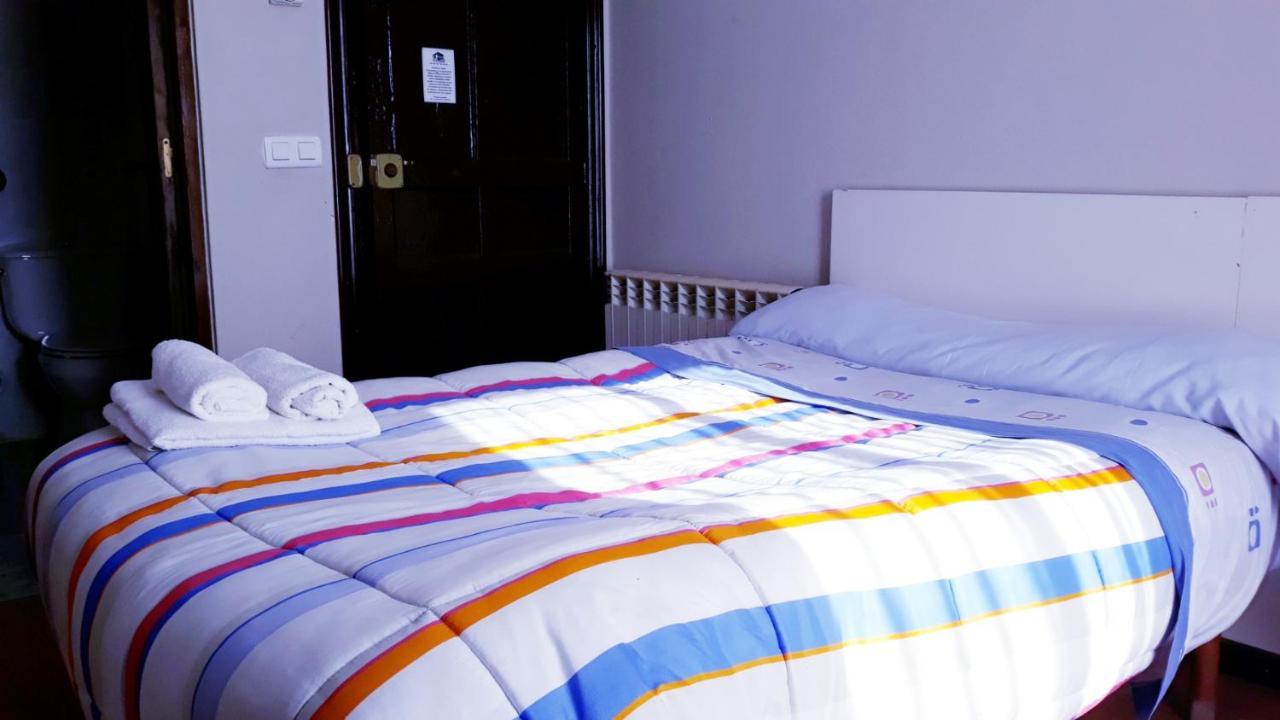 Apartahotel Portal De Leon Caboalles de Abajo Zewnętrze zdjęcie